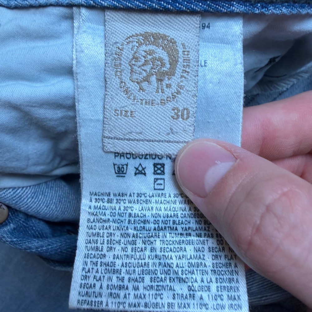 Diesel Buster Jeans Mens 30x32 Blue Light Wash Slim Tapered Distressed 0842N - Picture 6 of 14